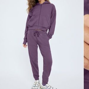Aritzia TNA Sweatshirt & Sweat pant Set